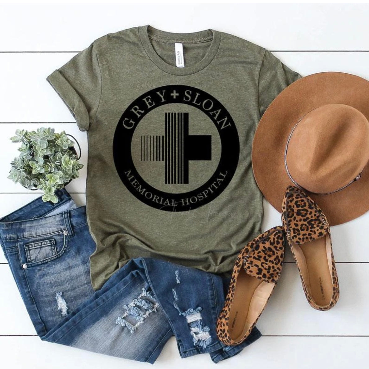 Grey Sloan Memorial Hospital Grey’s Anatomy Bella Canvas T-shirt - BLACK